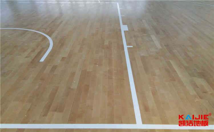 籃球場木地板材質